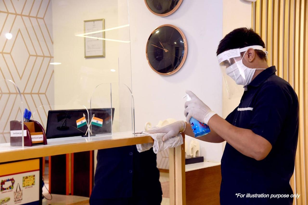 Spot On Hotel Decent Anand Ngoại thất bức ảnh